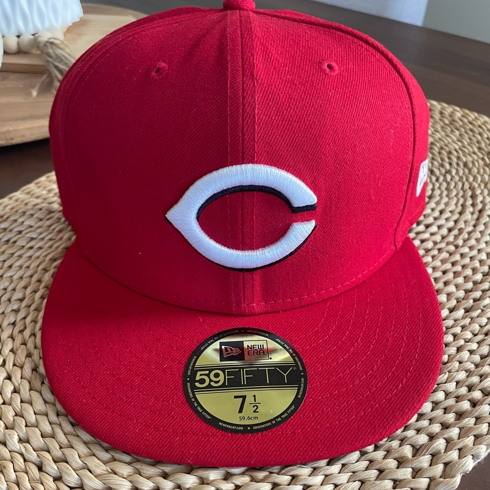 CINCINNATI REDS HAT